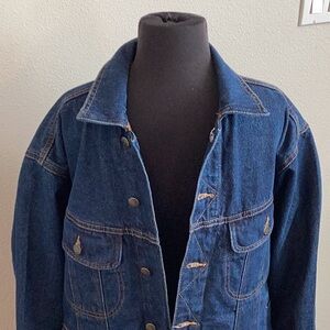 Wrangler ( worn once) denim jacket size large. Flannel lining.
